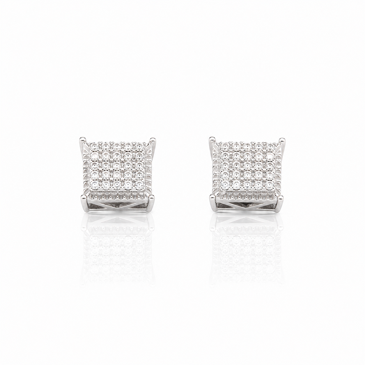 994881 | 925 Moissanite RP Earrings