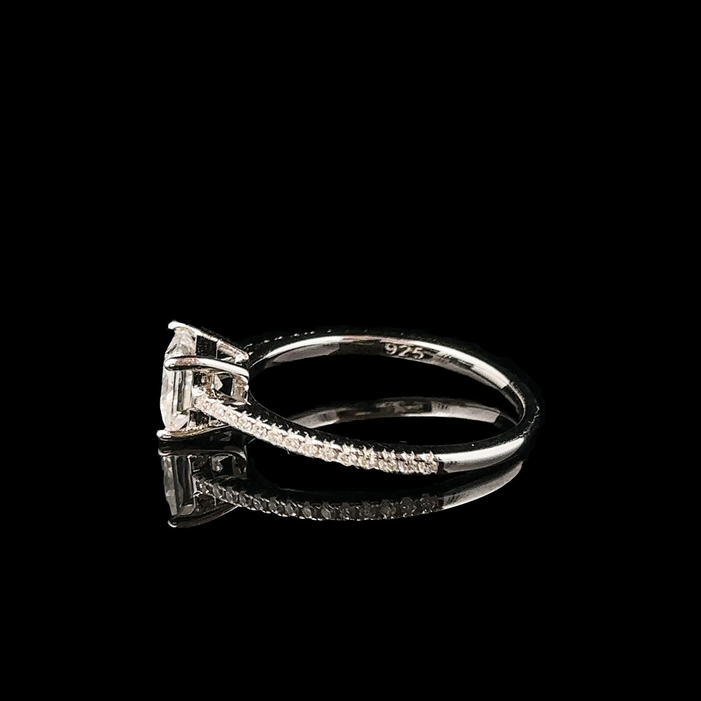 PRINCESS CUT 1CTW 925 SILVER VVS D MOISSANITE RING | 995091