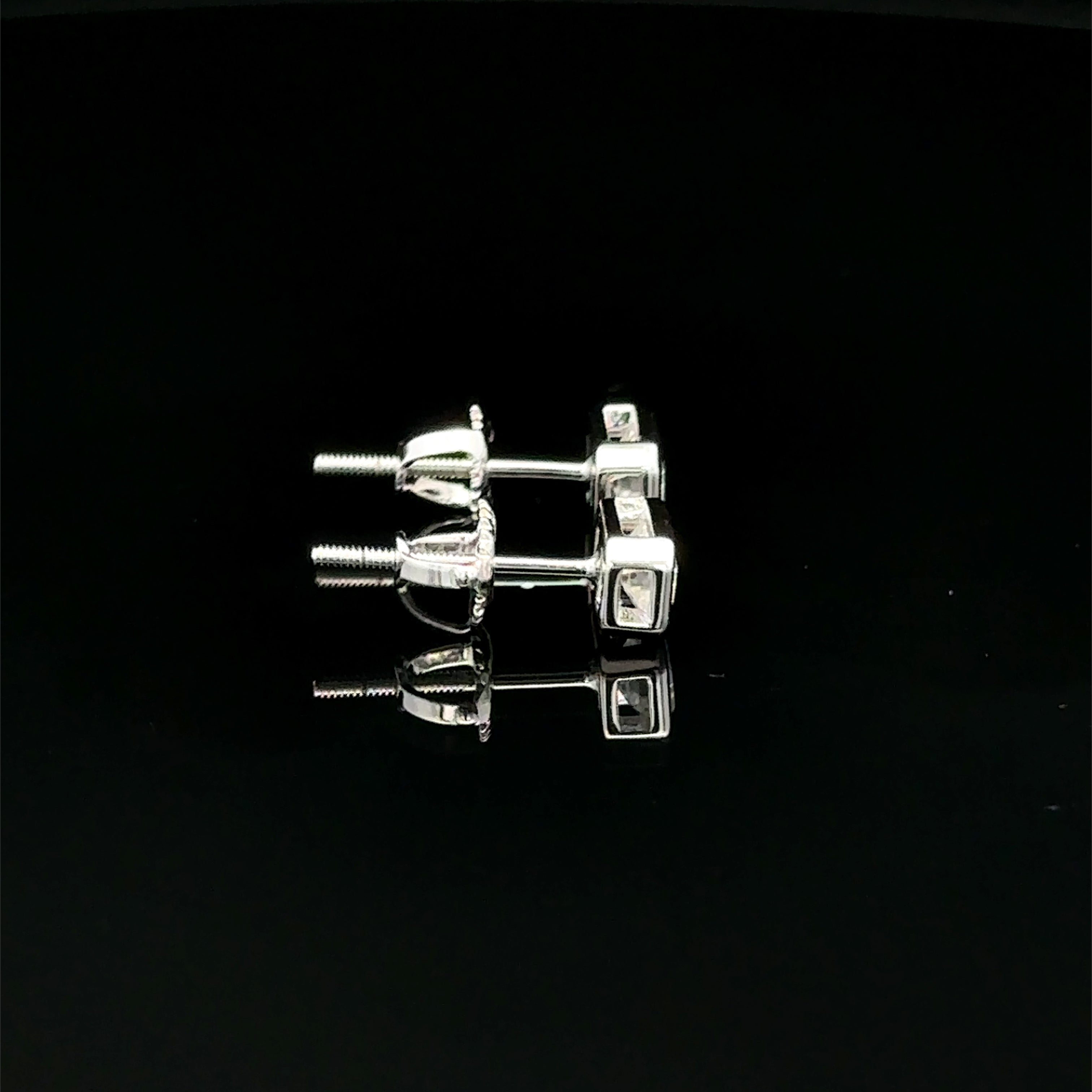 995301 | 925 Moissanite 1CTW Rhodium Earrings