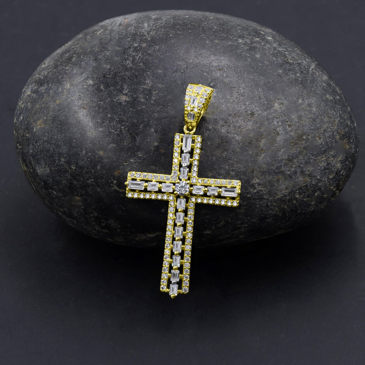 ATOMIC CROSS PENDANT | 9212082