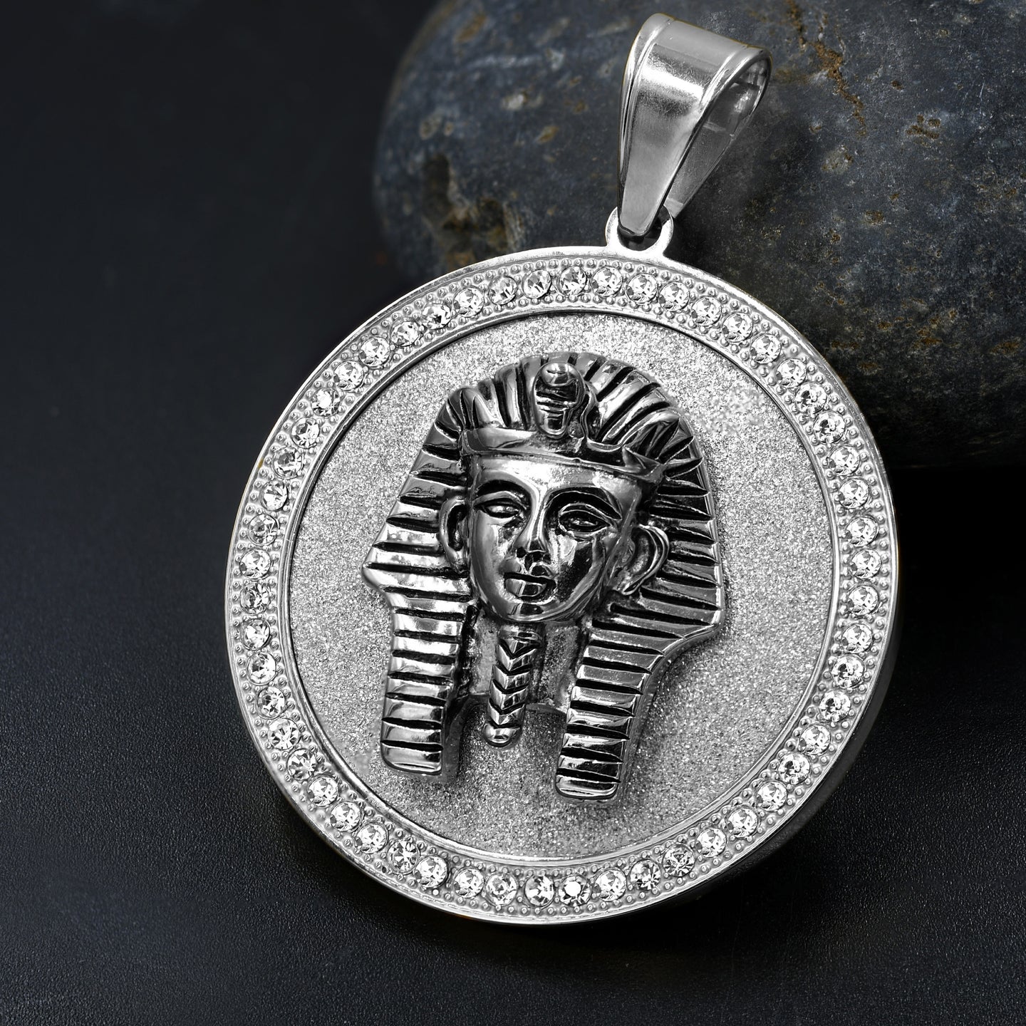 ORNATE Steel Pendant | 939211