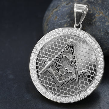 GENIAL Steel Pendant | 939321