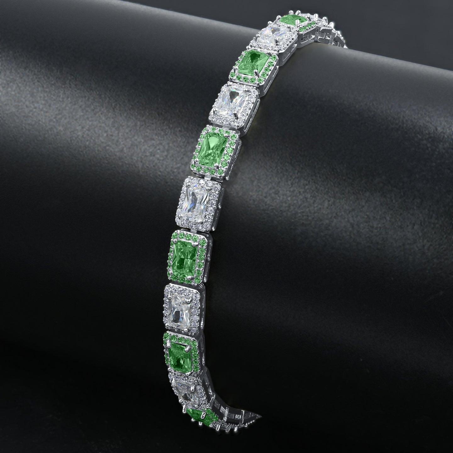 SHOWY 6MM SQUARE TENNIS BRACELET I 9622222