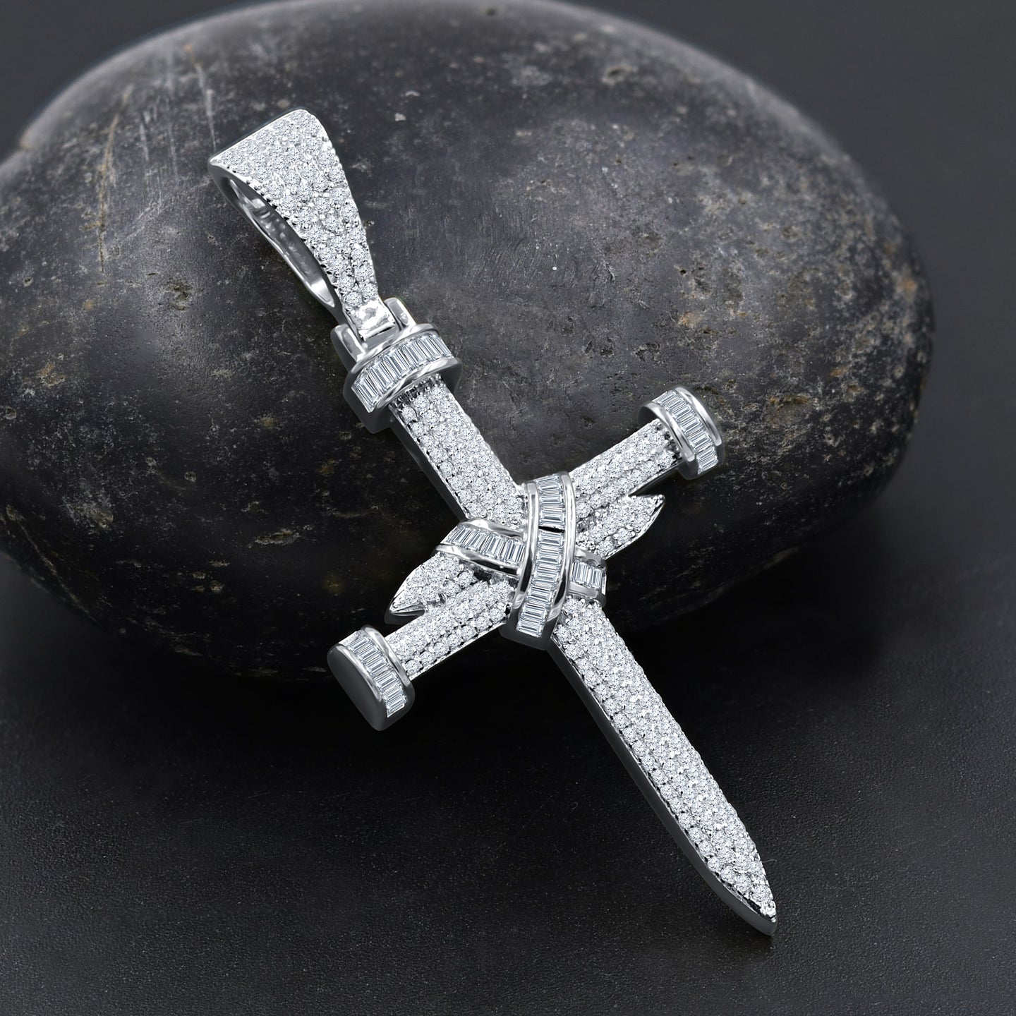 GLADIUS STERLING SILVER PENDANT  |  9218561