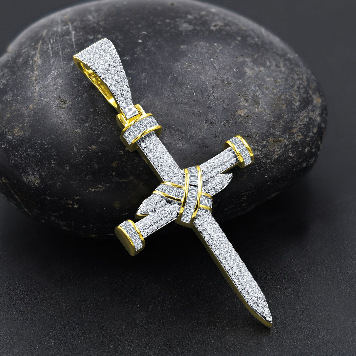 GLADIUS STERLING SILVER PENDANT  |  9218561
