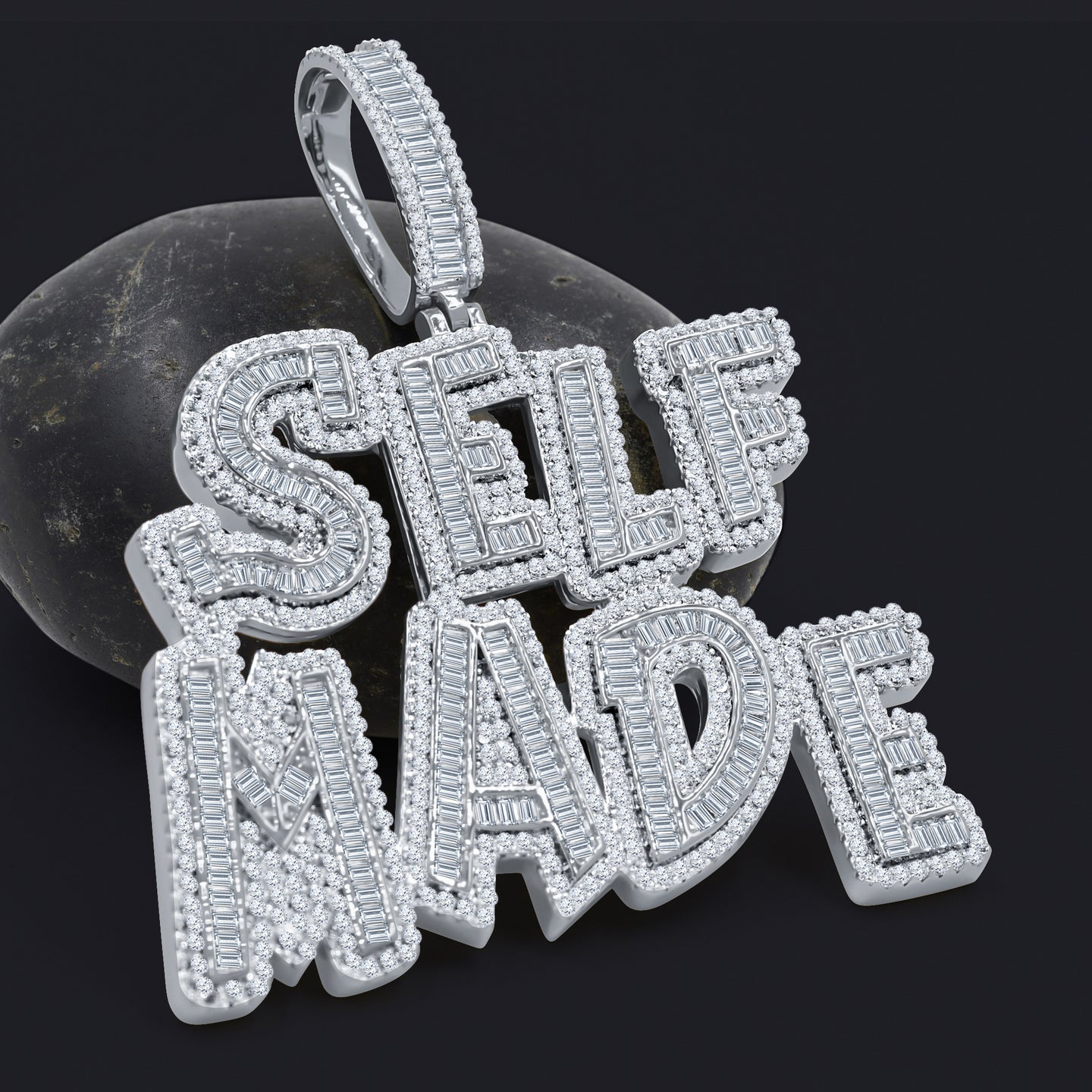 PARVENUE HIP HOP PENDANT I 915881