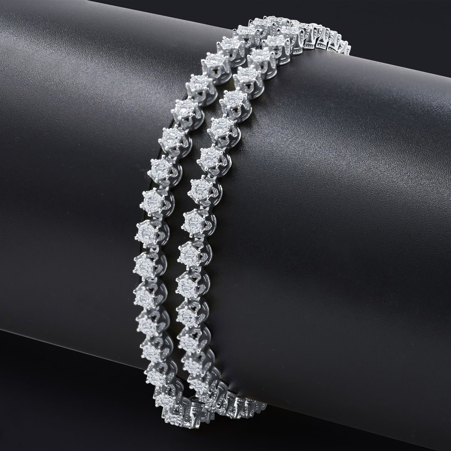 Cache Chain Watch CACHE STERLING SILVER 6MM 20