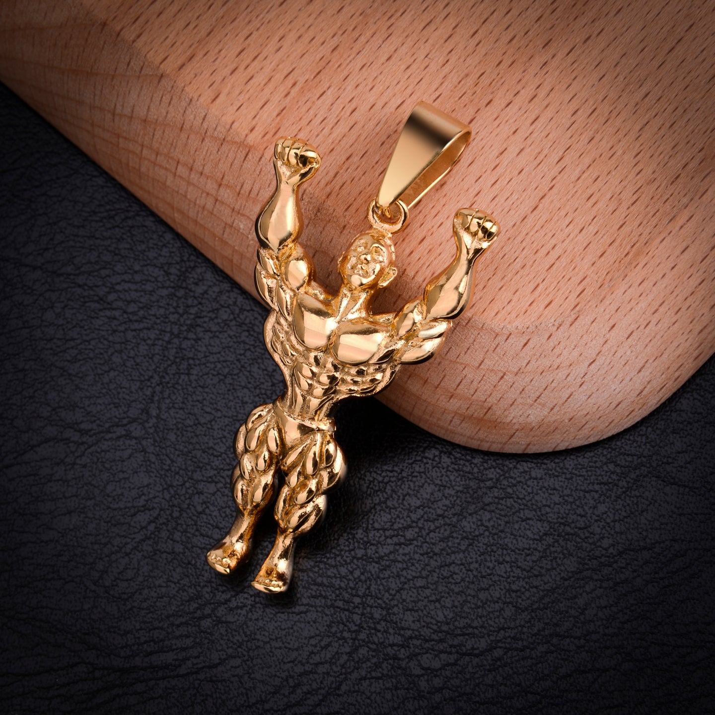 MUSCLE Steel Pendant | 938752